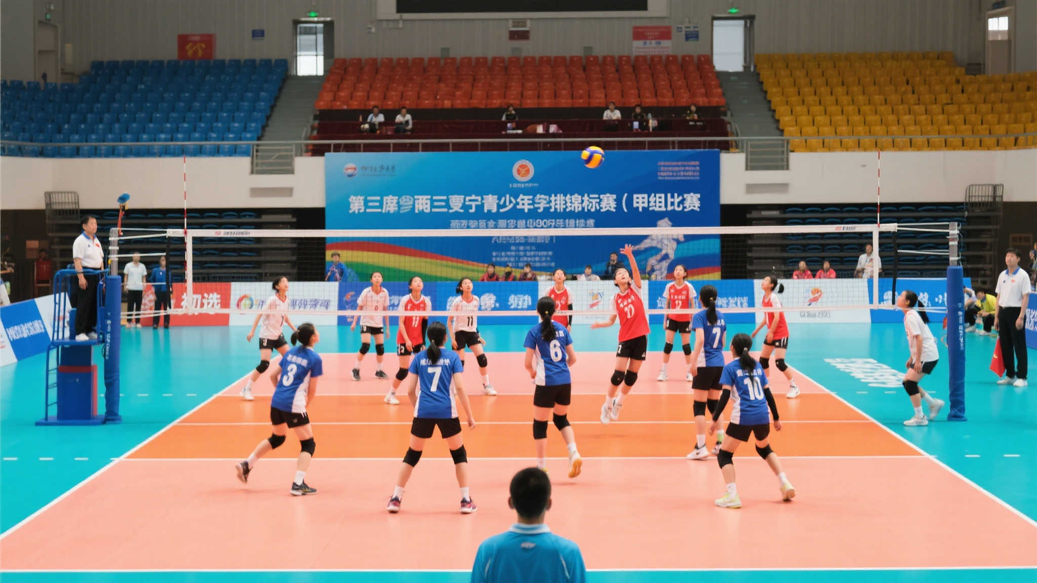 今年的*宁夏青少年排球锦标赛（甲组）*吸引了来自全